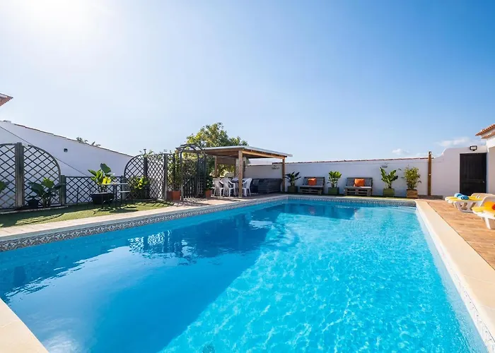 Estrelicia - Pool - Free Wi-fi - New In Villa Loulé