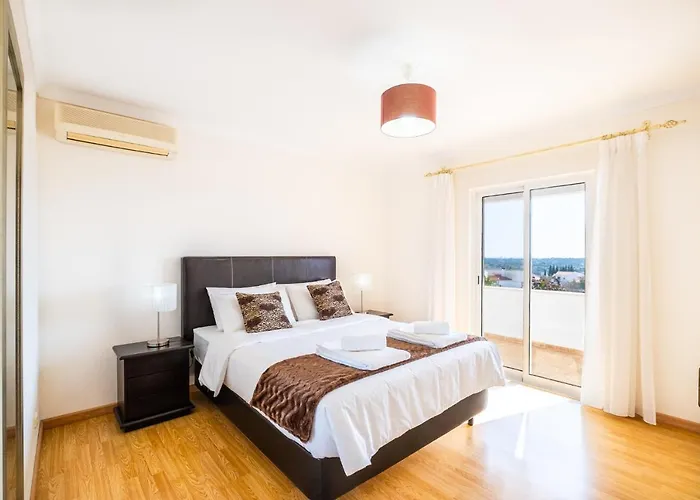 Estrelicia - Pool - Free Wi-fi - New In * Loulé