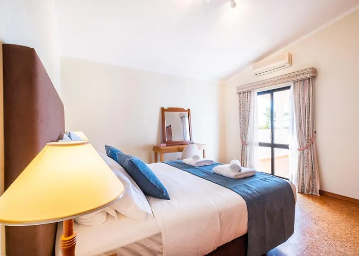 Villa Estrelicia - Pool - Free Wi-fi - New In